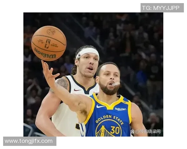 库里因背伤缺阵对抗雄鹿昨日失误创本赛季新高 库里因背伤缺阵对抗雄鹿昨日失误创本赛季新高